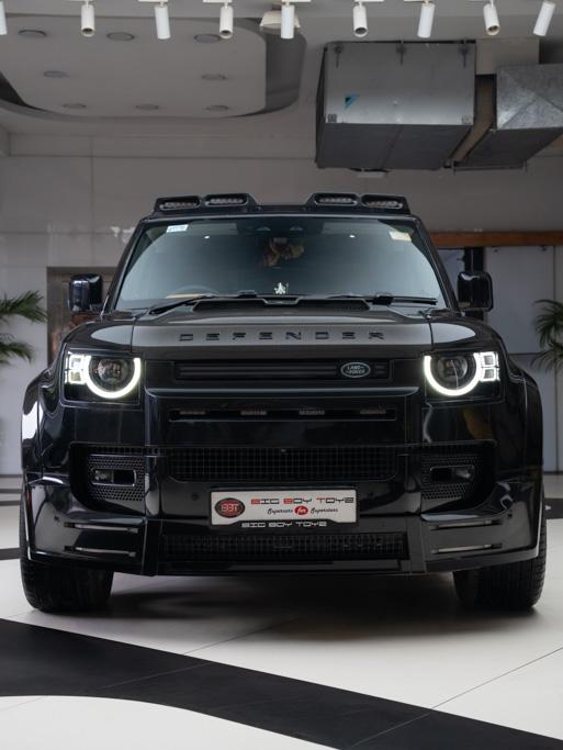 Land Rover Defender 110 P300 HSE