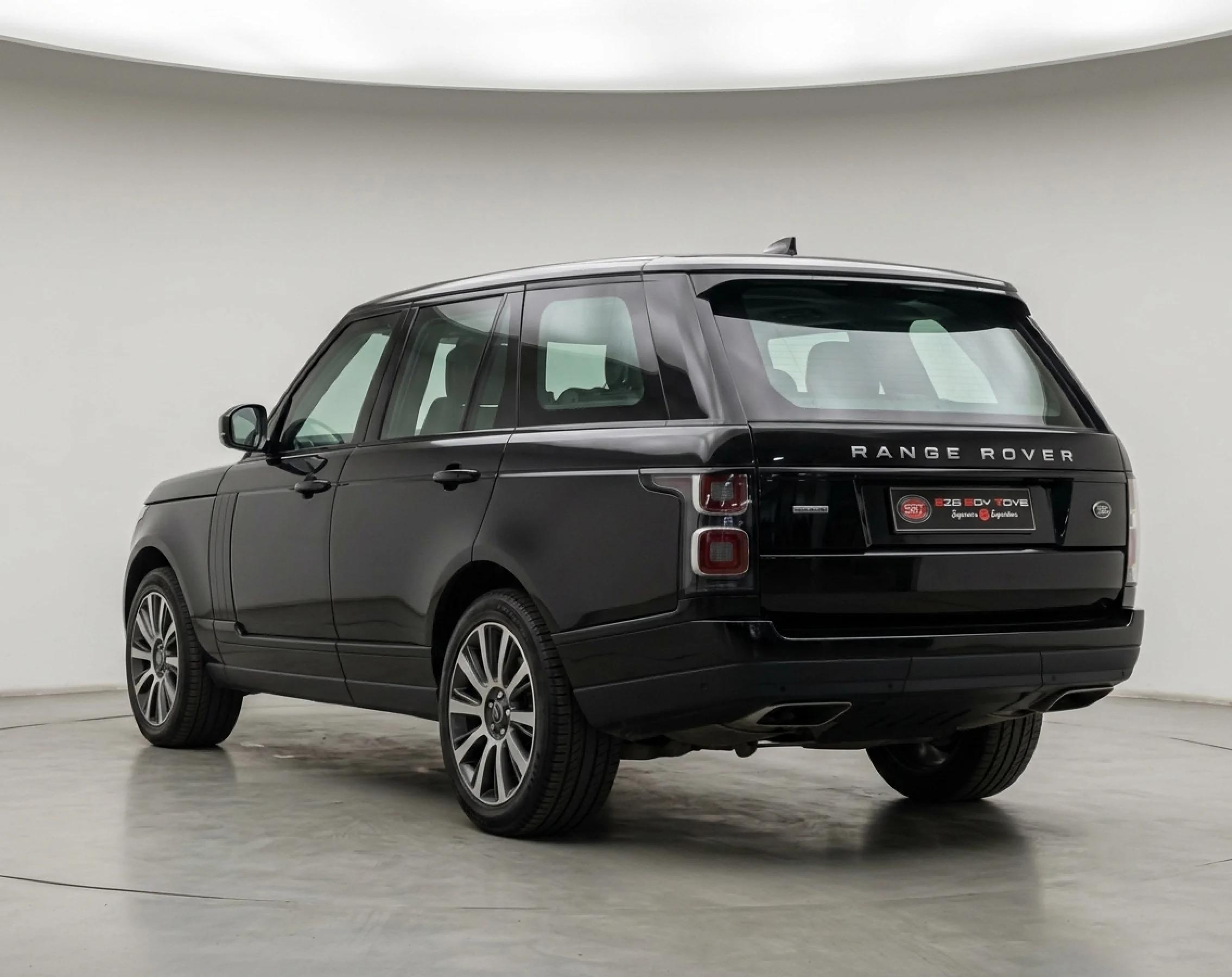 Range Rover - image 3