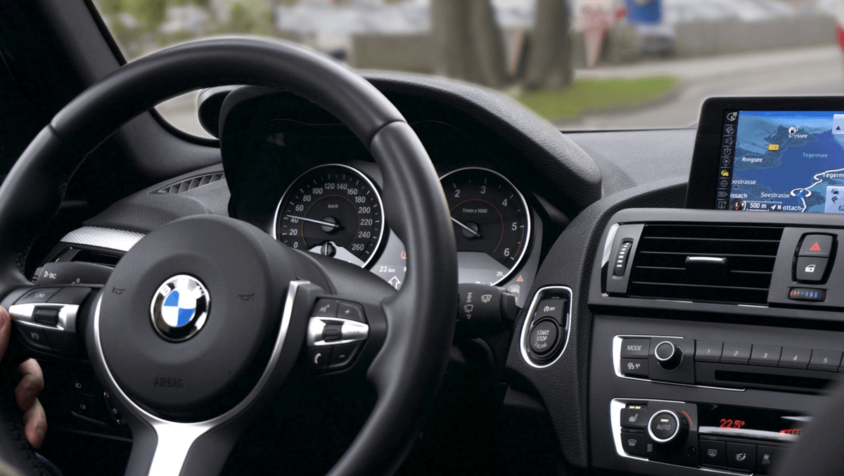 Top 5 Mobile Apps That Every Car Owner Must Have