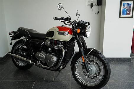Triumph Bonneville T100