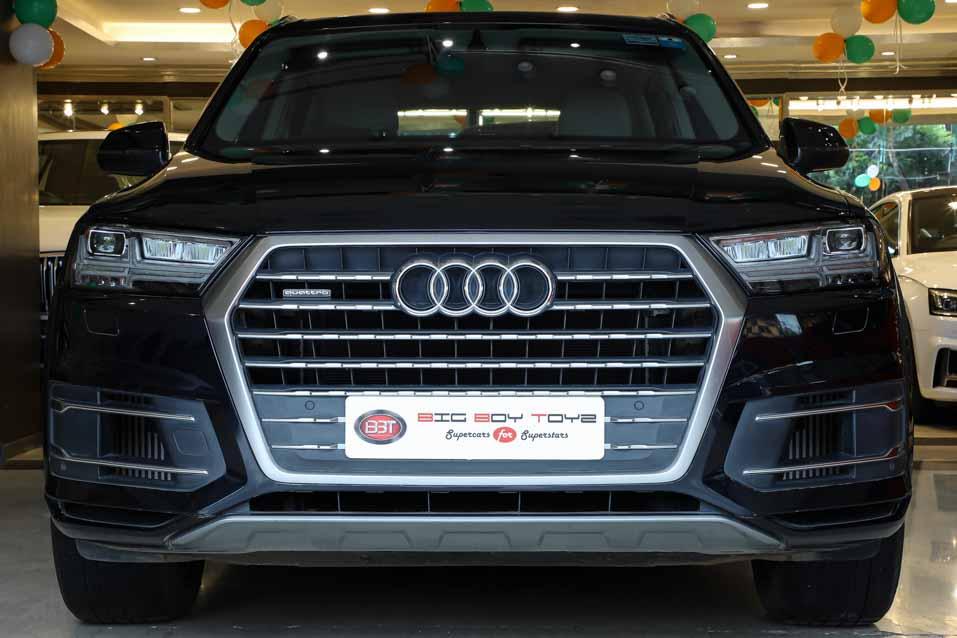 AUDI Q7 Premium Plus