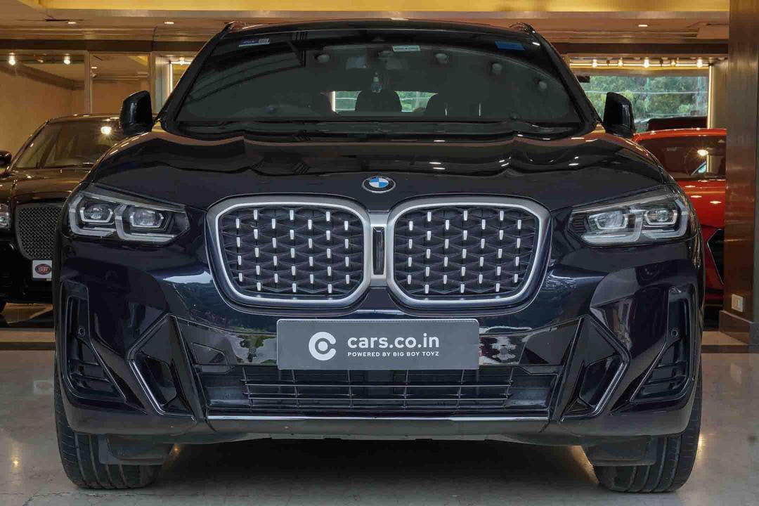 BMW X4 xDrive30i M Sport X Silver Shadow Edition