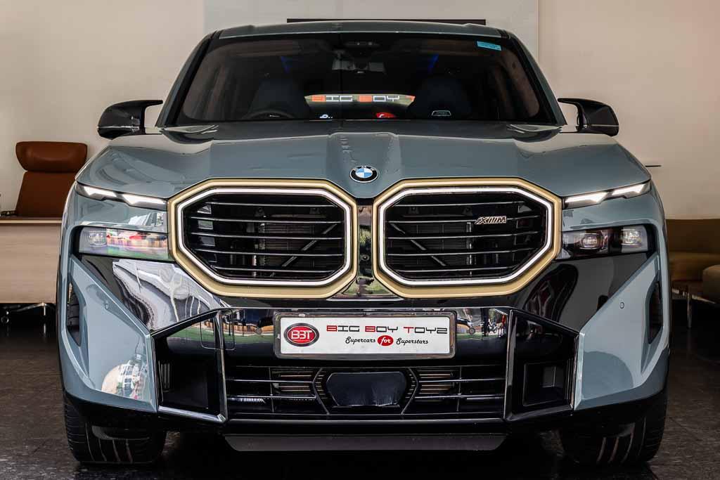 BMW XM