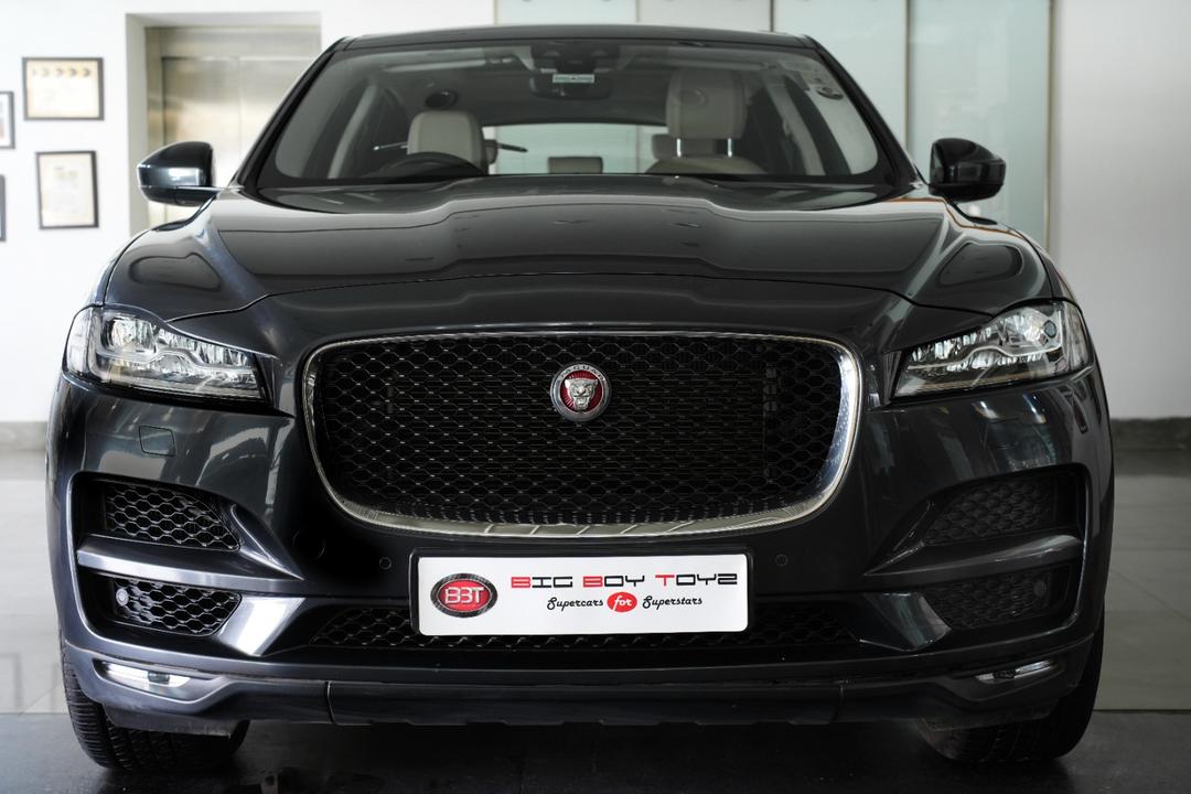 JAGUAR F-PACE Prestige
