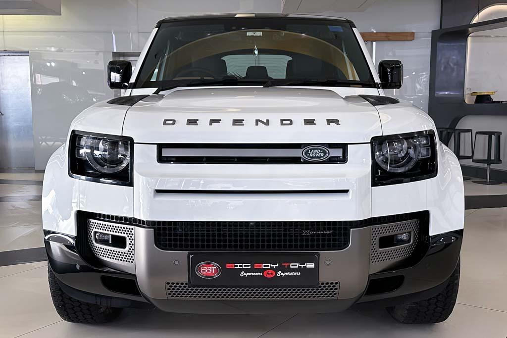 LAND ROVER DEFENDER 110 P300 HSE