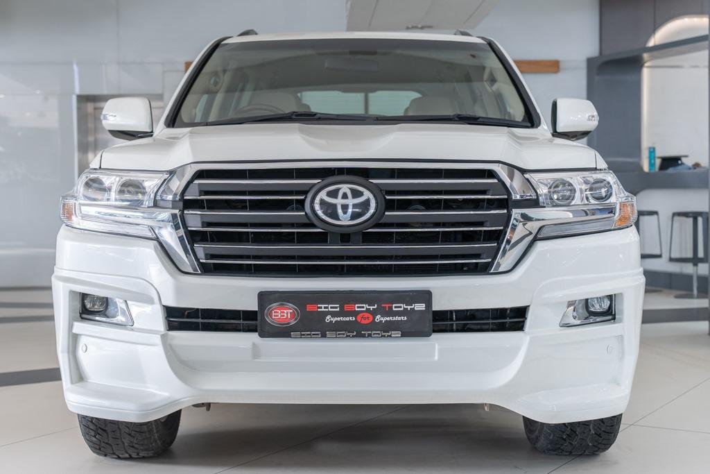 Toyota Land Cruiser LC200 VX