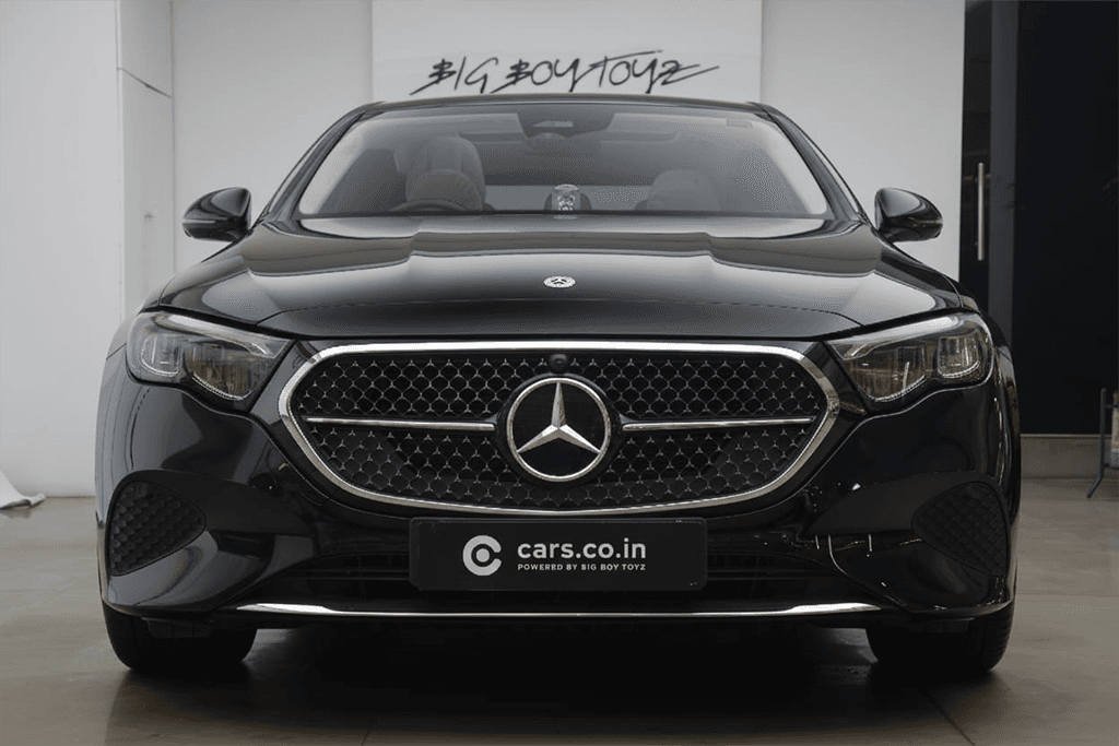 Mercedes Benz E200