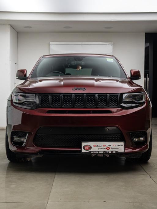 Jeep Grand Cherokee SRT