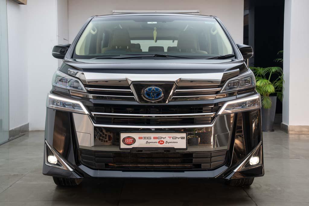 Toyota Vellfire Executive